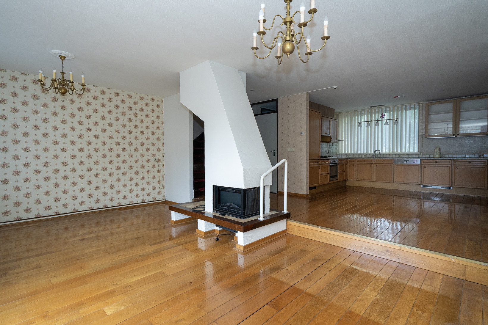 Tussenwoning te koop: Kasteel Cannestraat 37, Tilburg