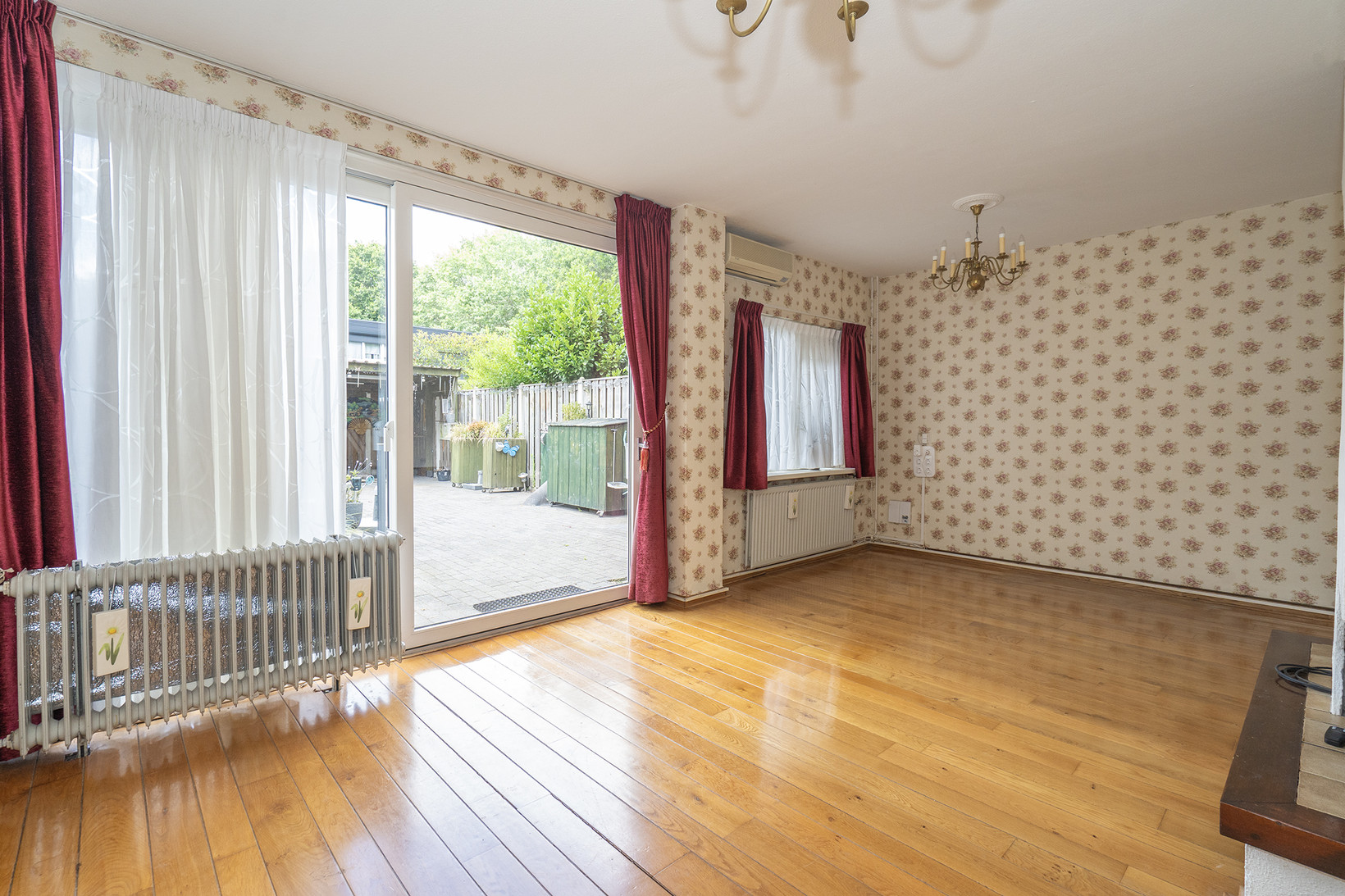 Tussenwoning te koop: Kasteel Cannestraat 37, Tilburg