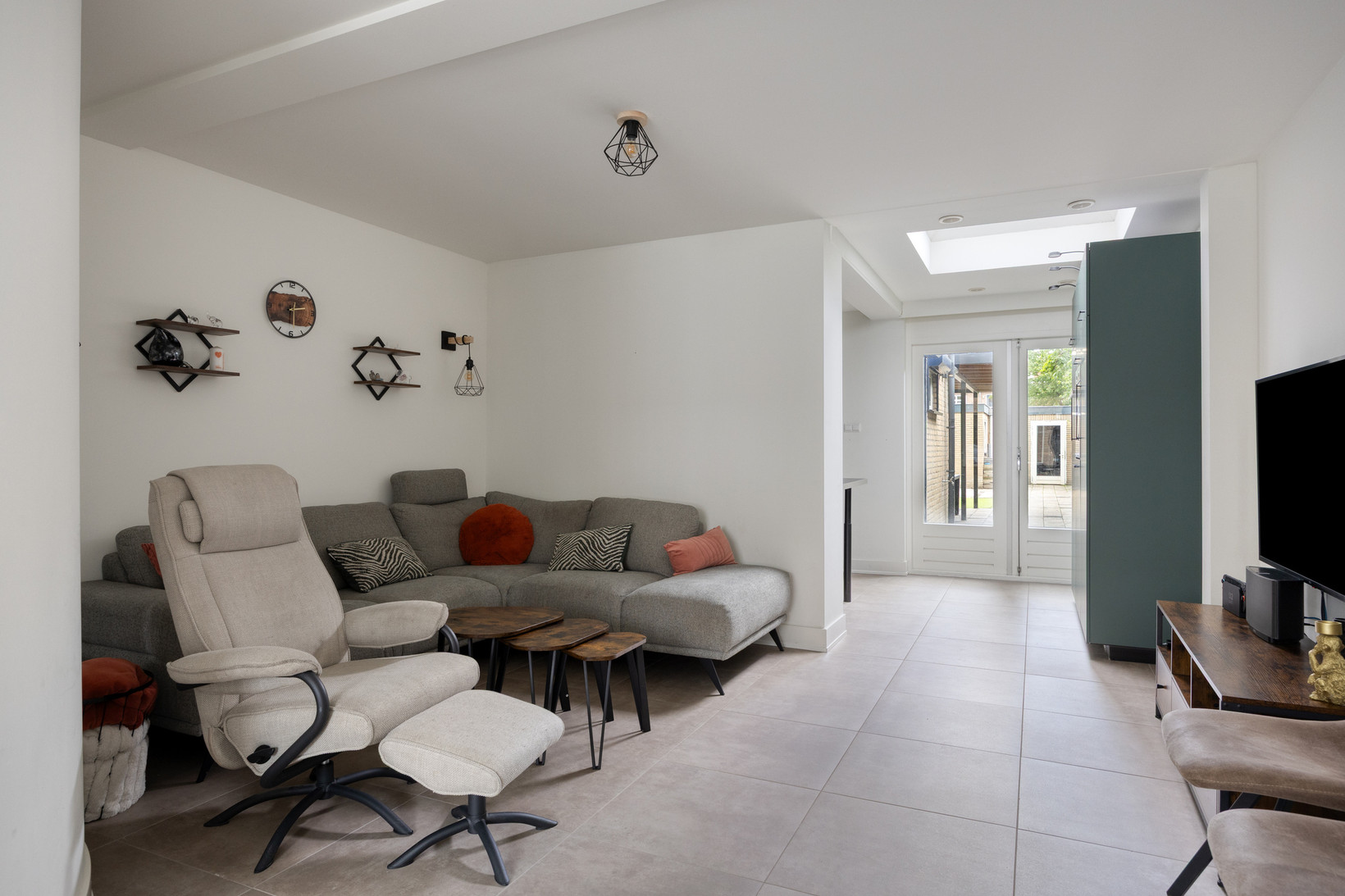 Hoekwoning te koop: Bredaseweg 127, Tilburg