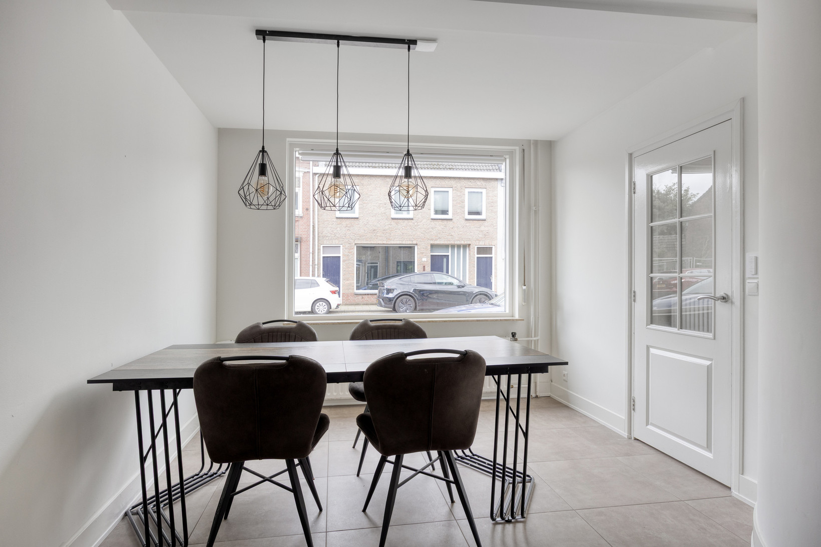 Hoekwoning te koop: Bredaseweg 127, Tilburg