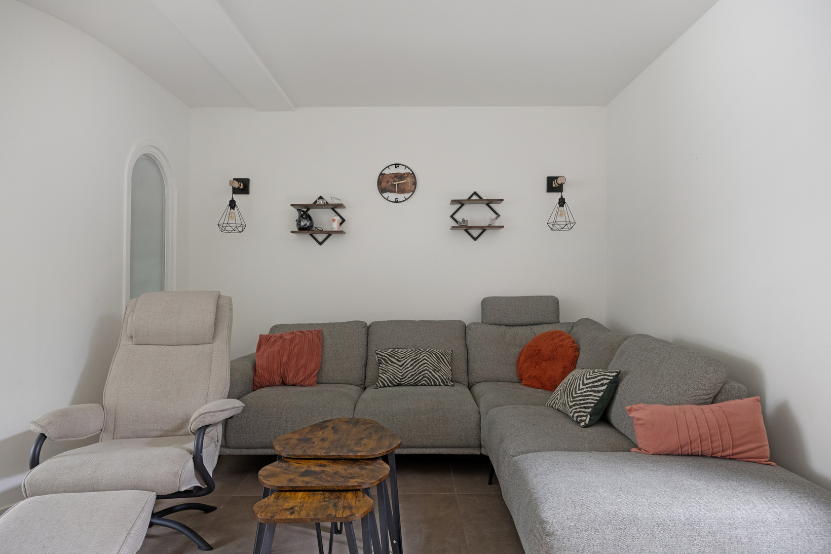 Hoekwoning te koop: Bredaseweg 127, Tilburg