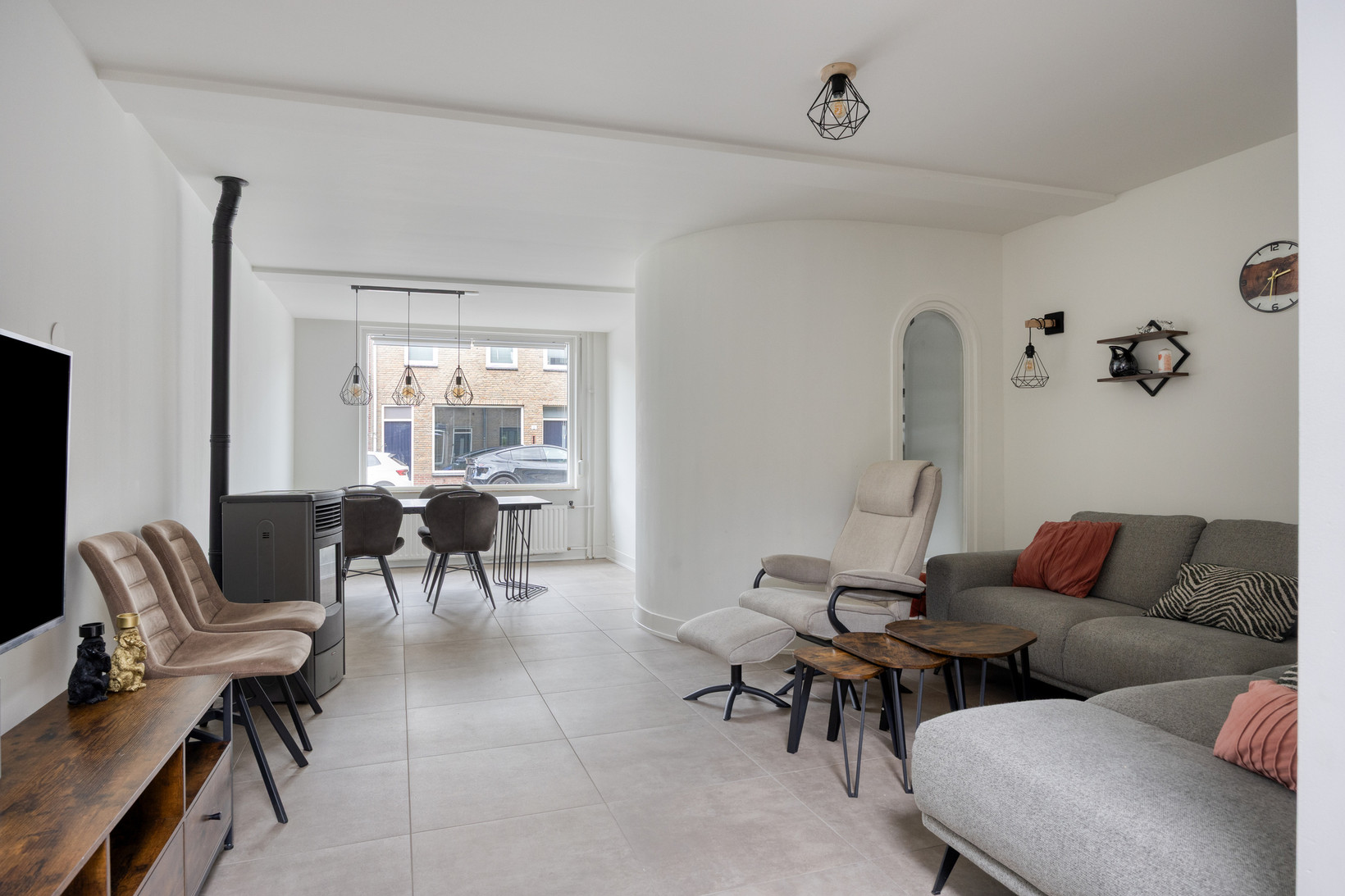 Hoekwoning te koop: Bredaseweg 127, Tilburg