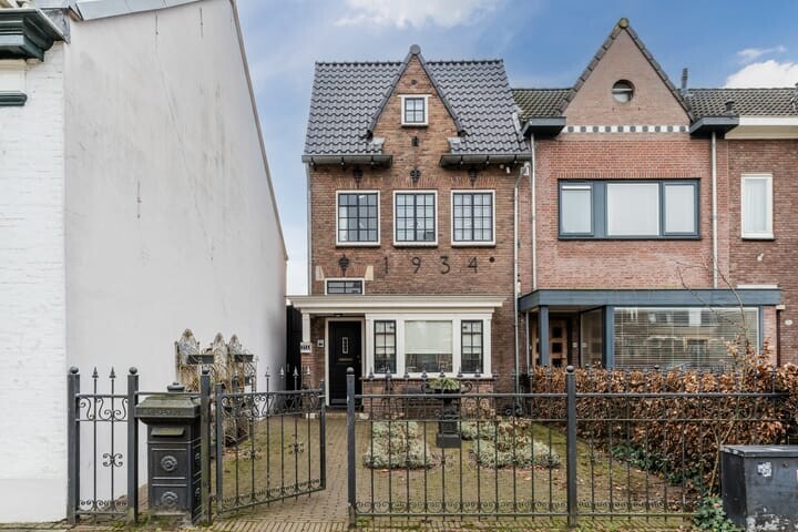 Hoekwoning te koop: Bredaseweg 274, Tilburg