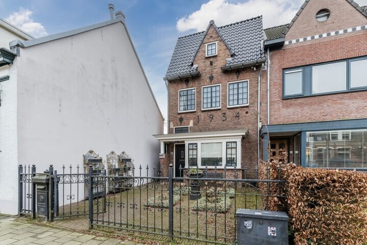 Hoekwoning te koop: Bredaseweg 274, Tilburg