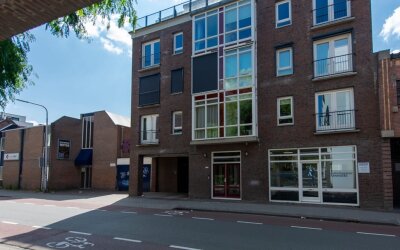 Bisschop Zw. 27-A