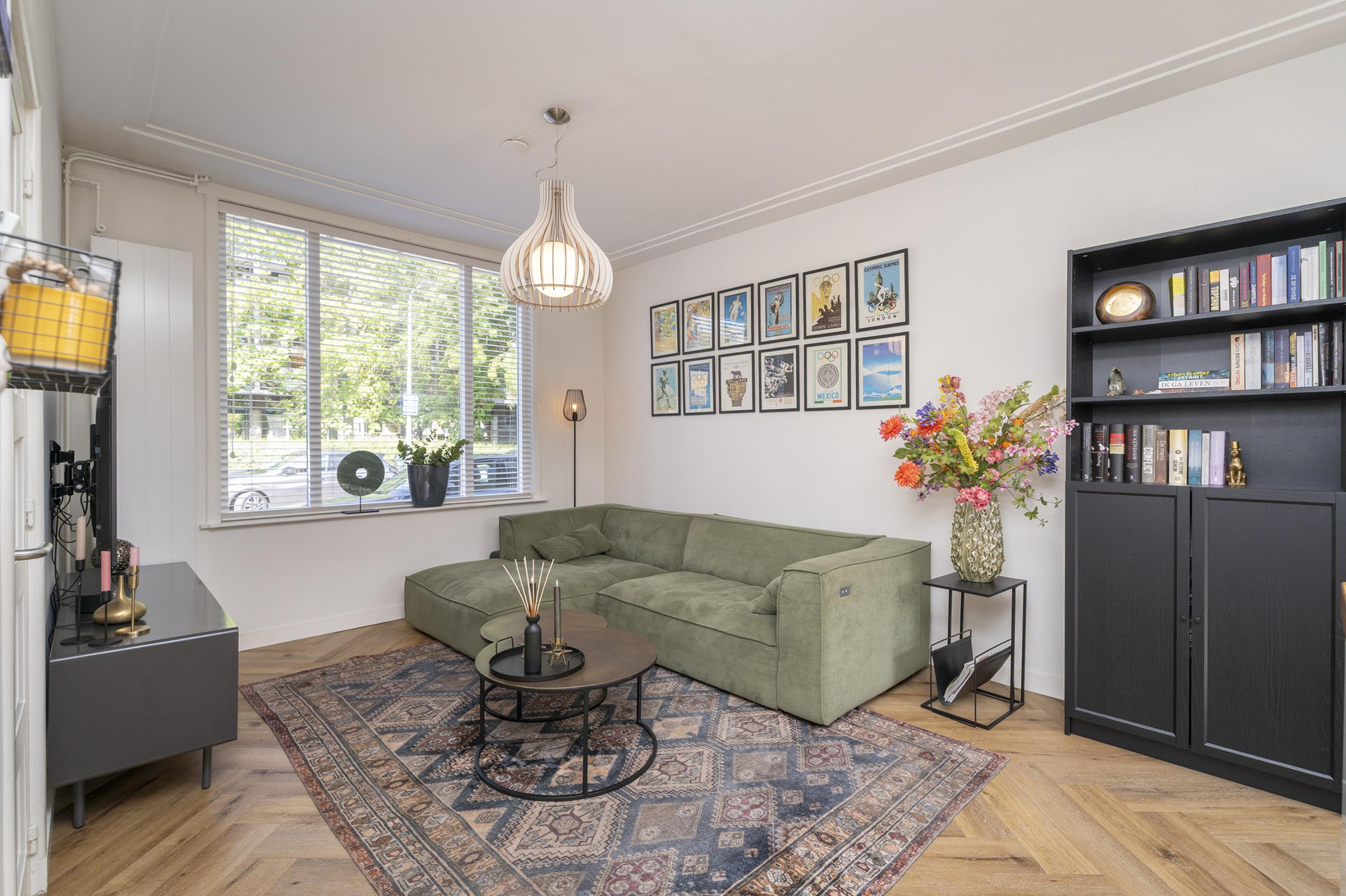 Tussenwoning te koop: Primus van Gilsstraat 24, Tilburg