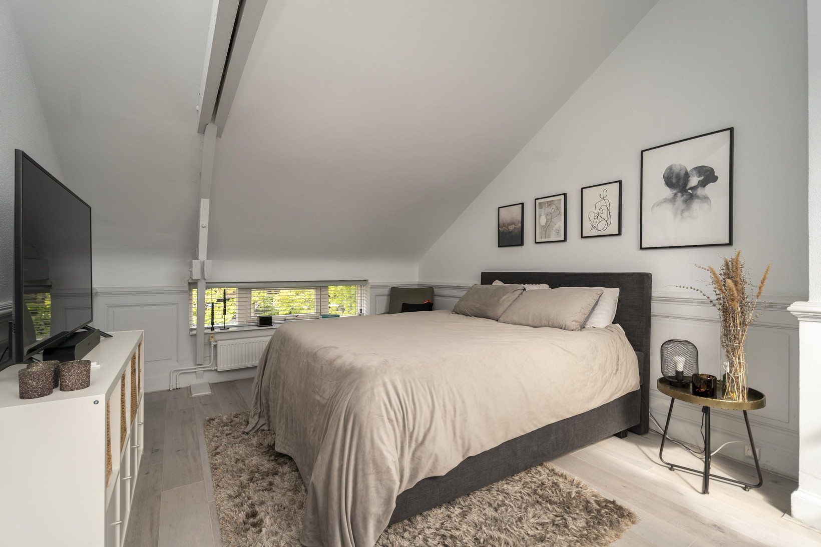 Tussenwoning te koop: Primus van Gilsstraat 24, Tilburg