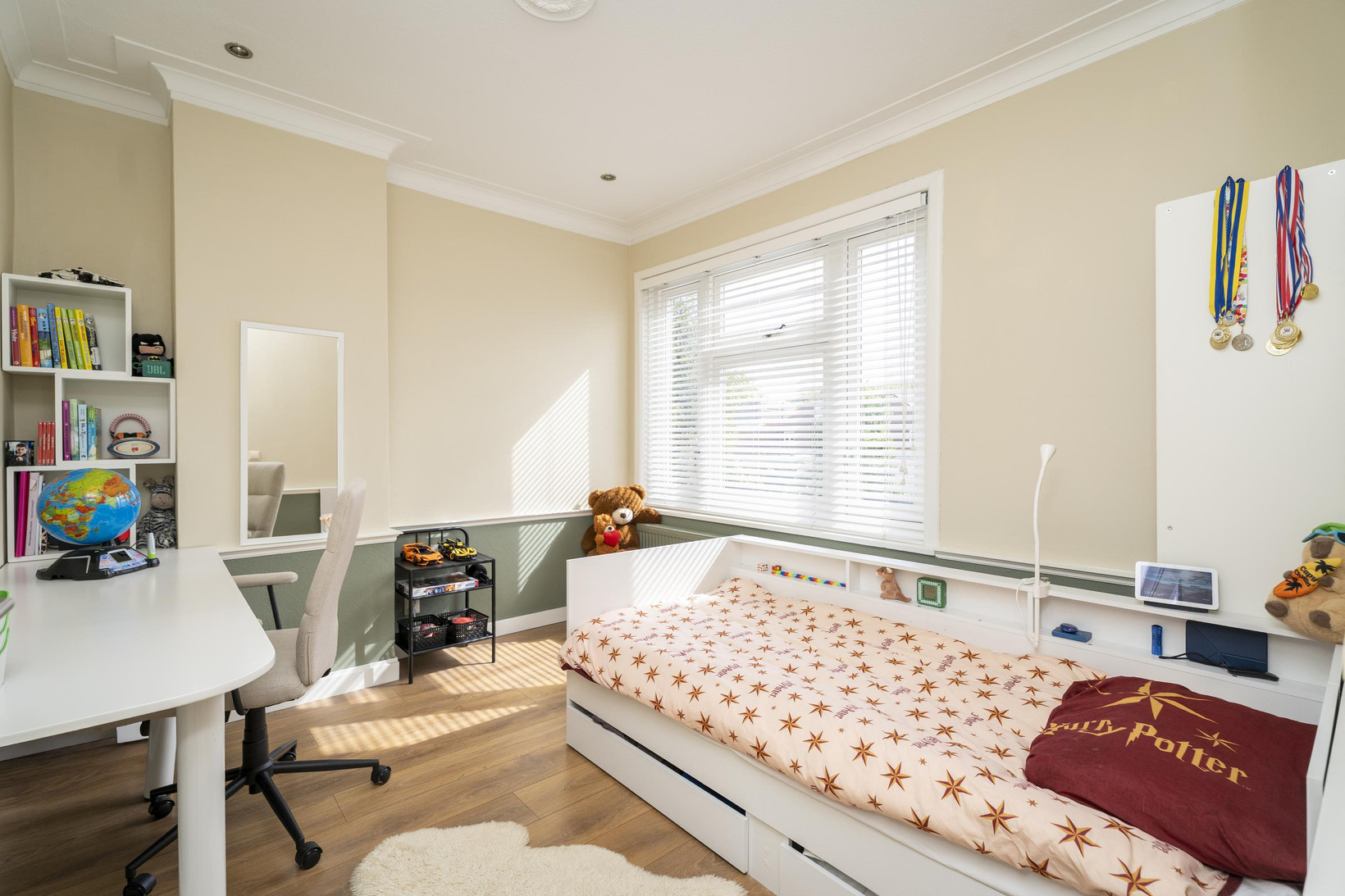Tussenwoning te koop: Primus van Gilsstraat 24, Tilburg