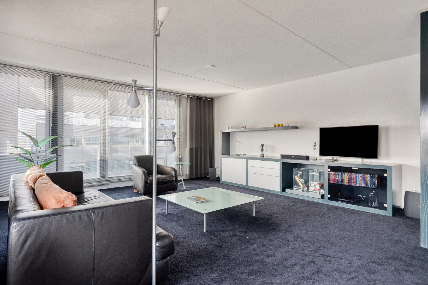 Appartement te koop: Mr. J.H. de Pontplein 69, Tilburg