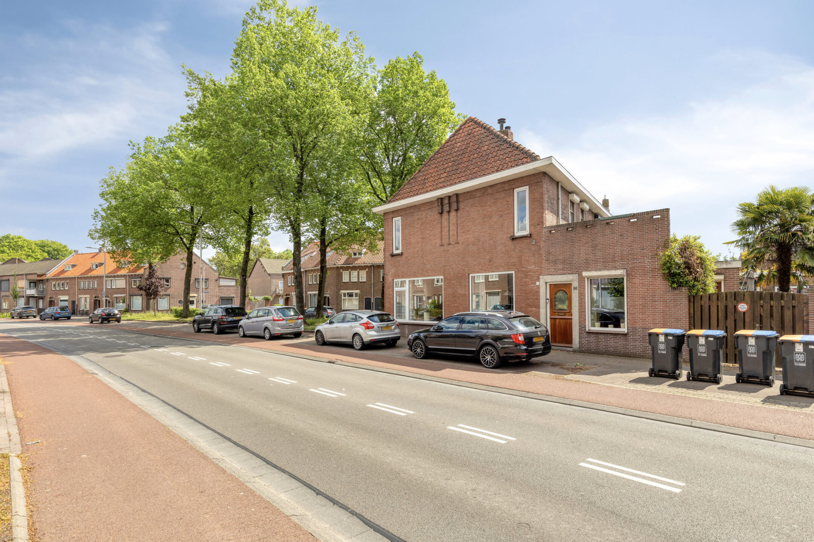 Twee-onder-één-kap te koop: Kwaadeindstraat 86, Tilburg