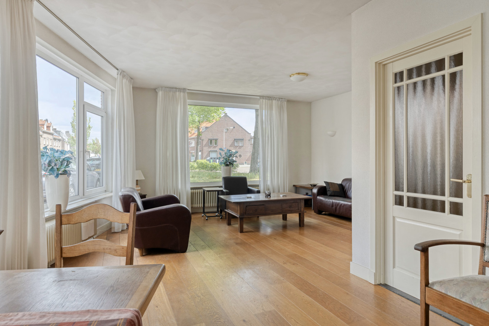 Twee-onder-één-kap te koop: Kwaadeindstraat 86, Tilburg