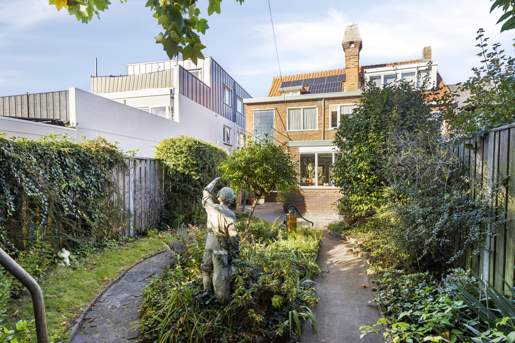 Hoekwoning te koop: Hasseltstraat 297, Tilburg