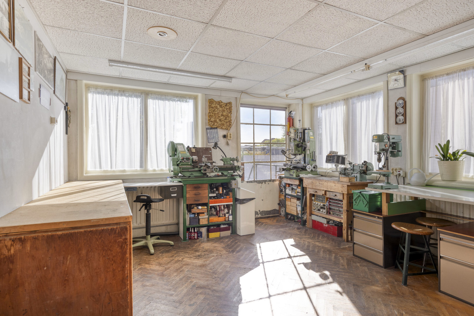 Hoekwoning te koop: Hasseltstraat 297, Tilburg