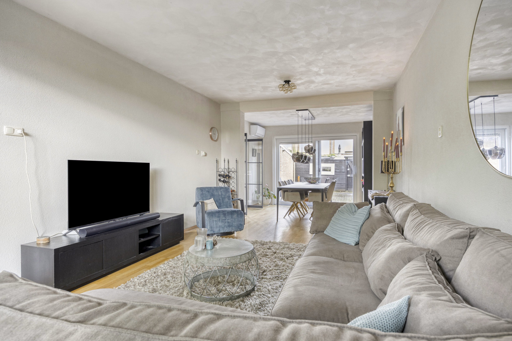 Tussenwoning te koop: Postelse Hoeflaan 6, Tilburg
