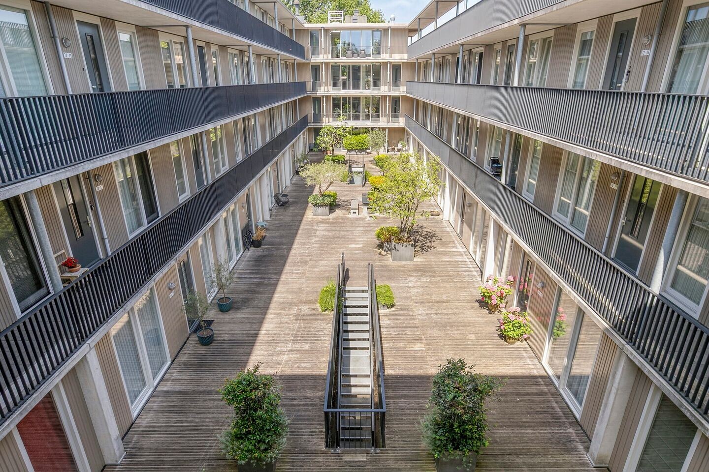Appartement te koop: Beneluxlaan 72-10, Tilburg