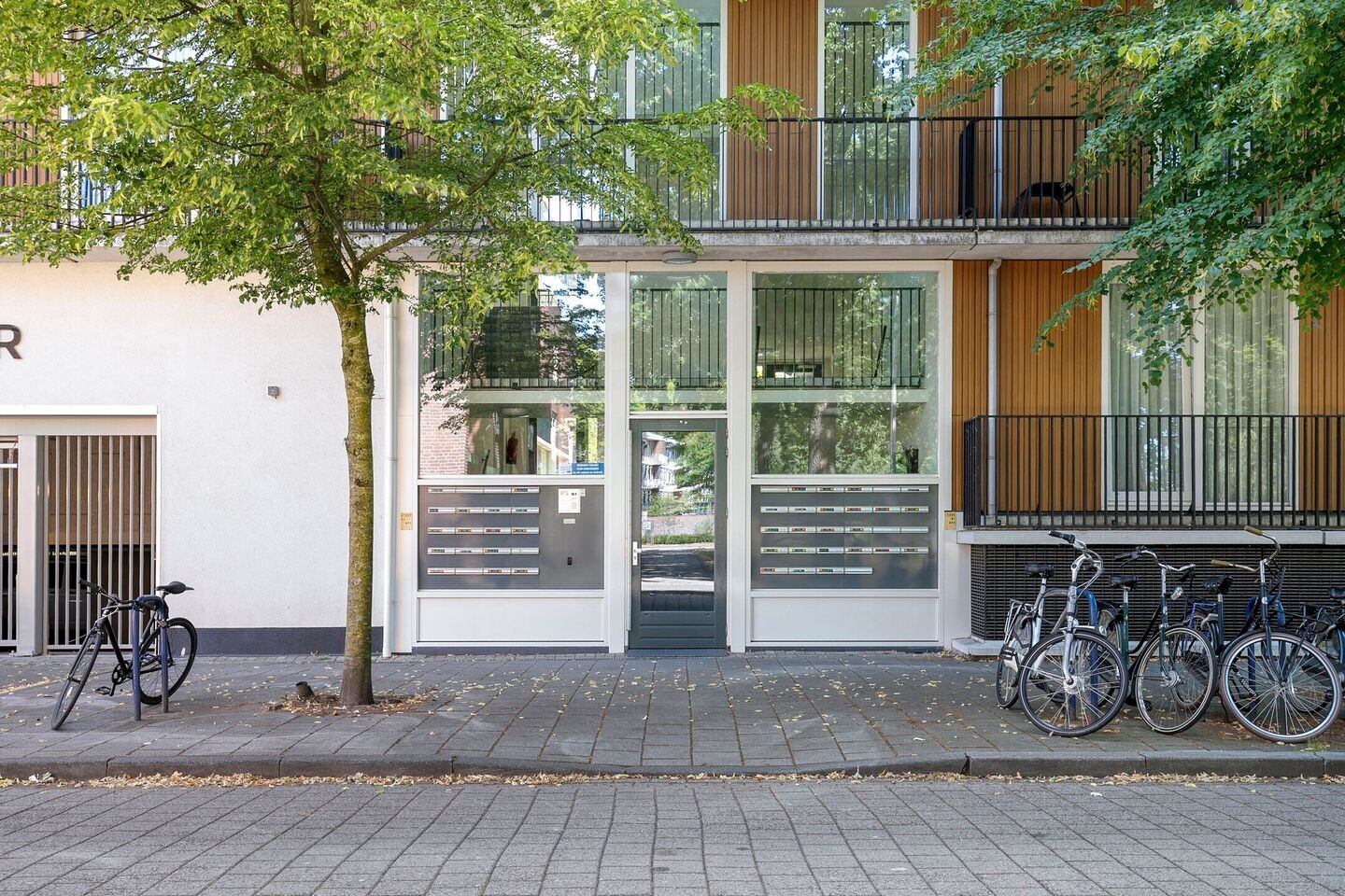 Appartement te koop: Beneluxlaan 72-10, Tilburg