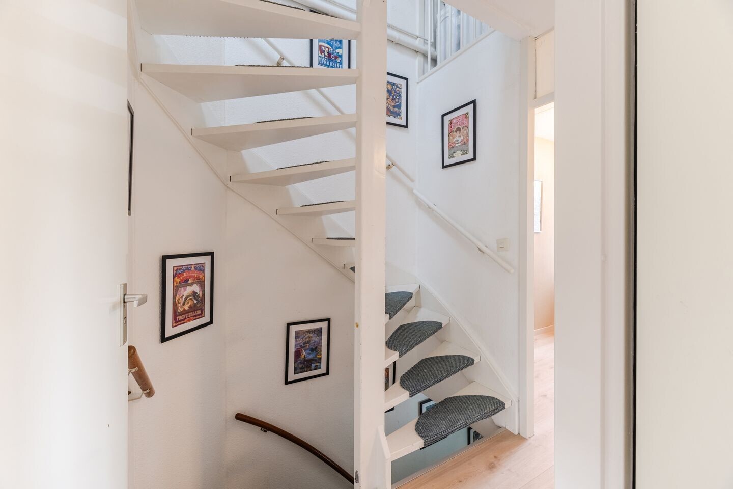 Tussenwoning te koop: Benthuizenstraat 16, Tilburg