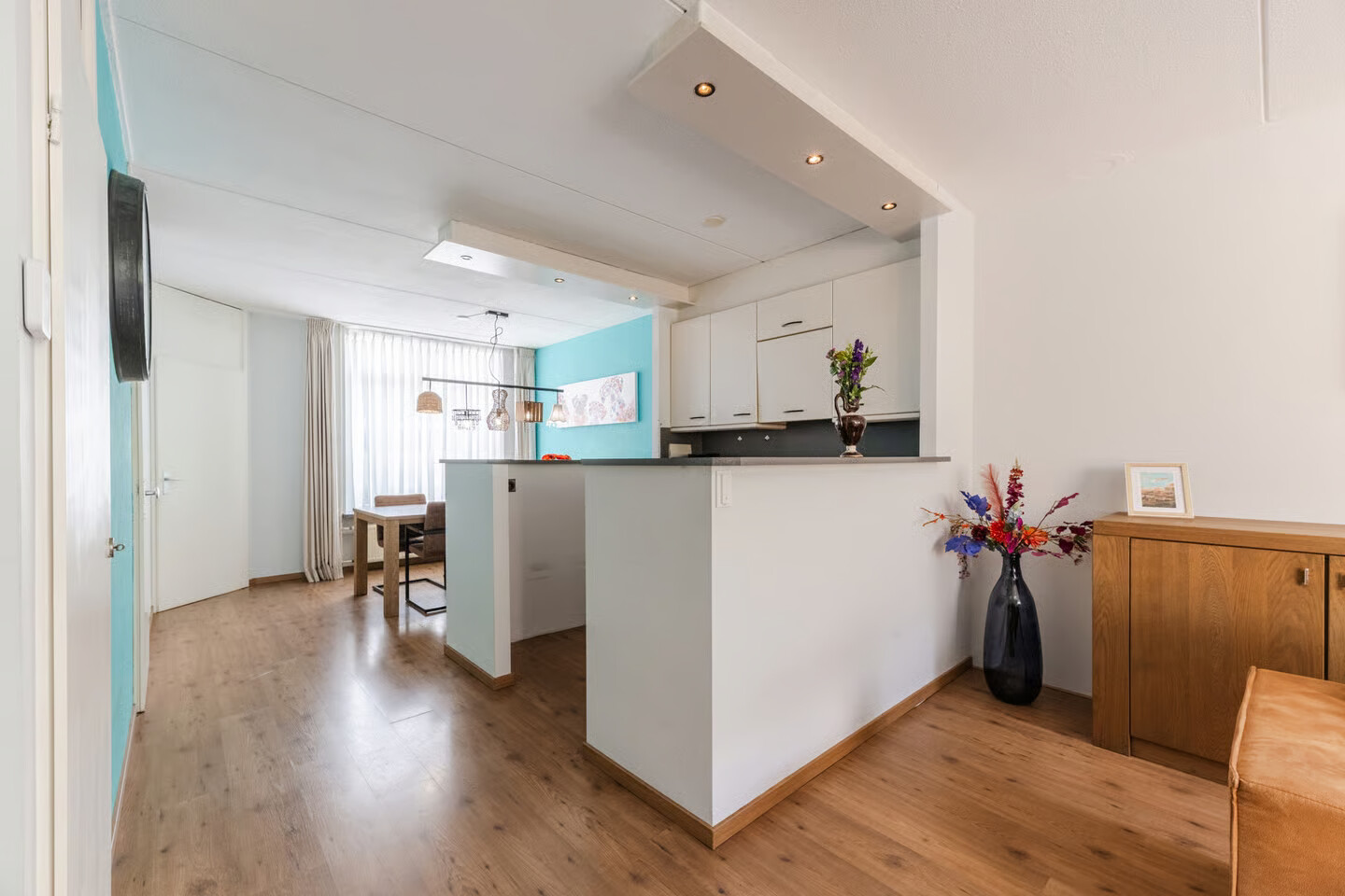 Tussenwoning te koop: Benthuizenstraat 16, Tilburg