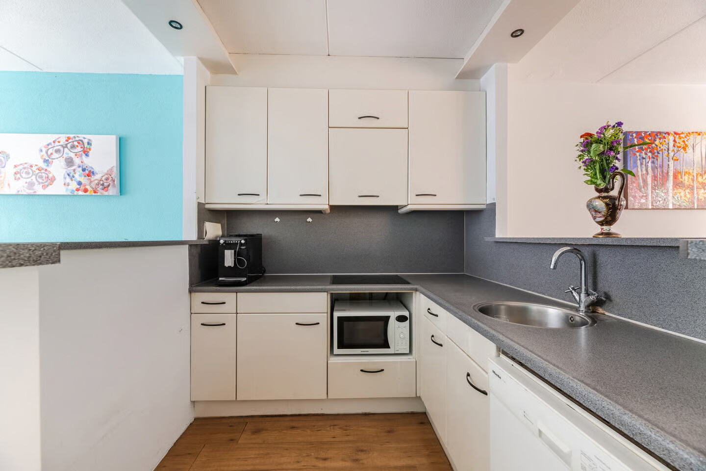 Tussenwoning te koop: Benthuizenstraat 16, Tilburg