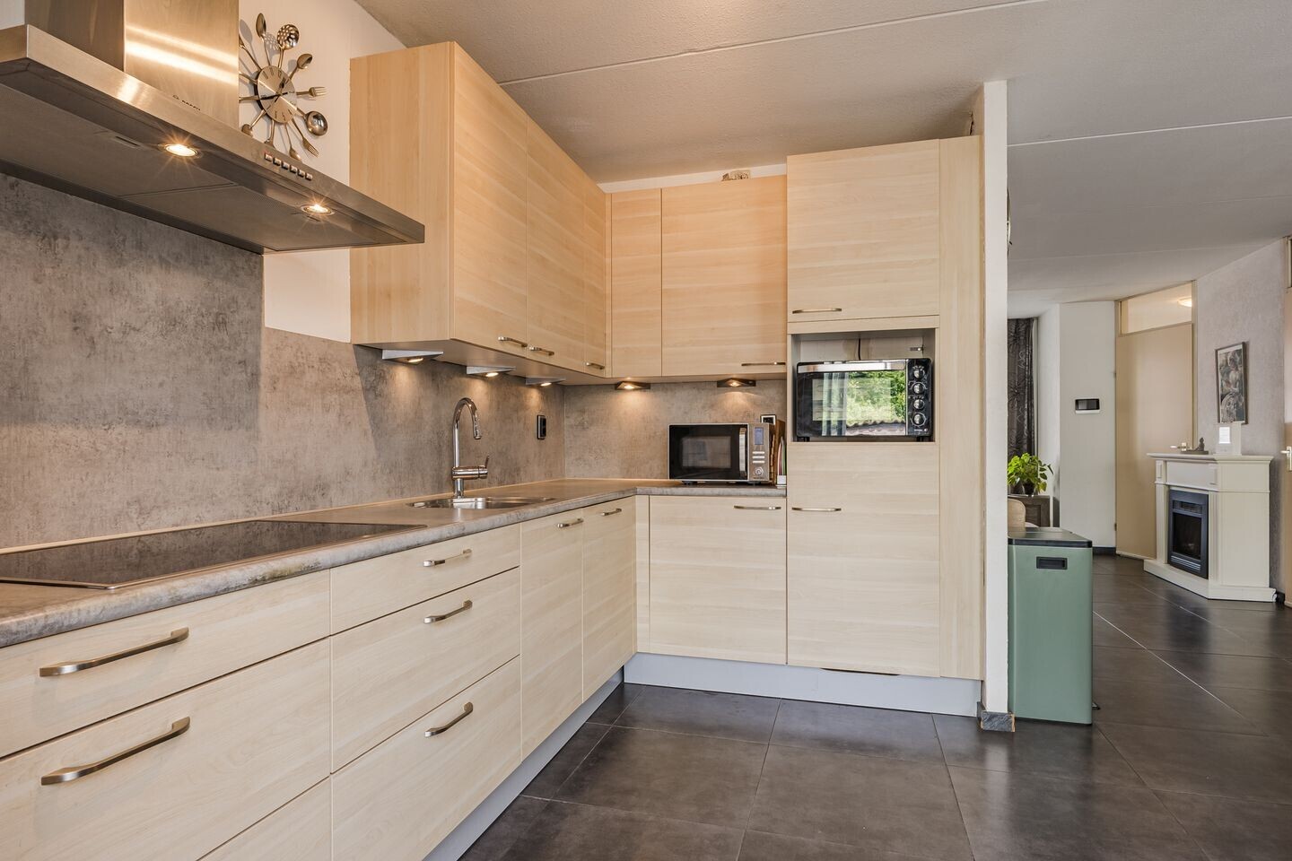 Tussenwoning te koop: Doesburgstraat 83, Tilburg