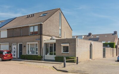 Doesburgstraat 98