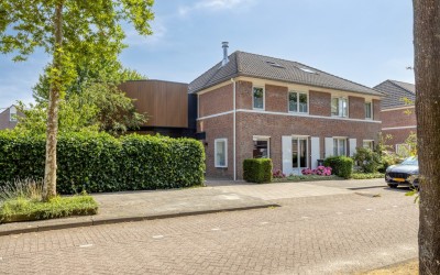 Dubbeldamstraat 12