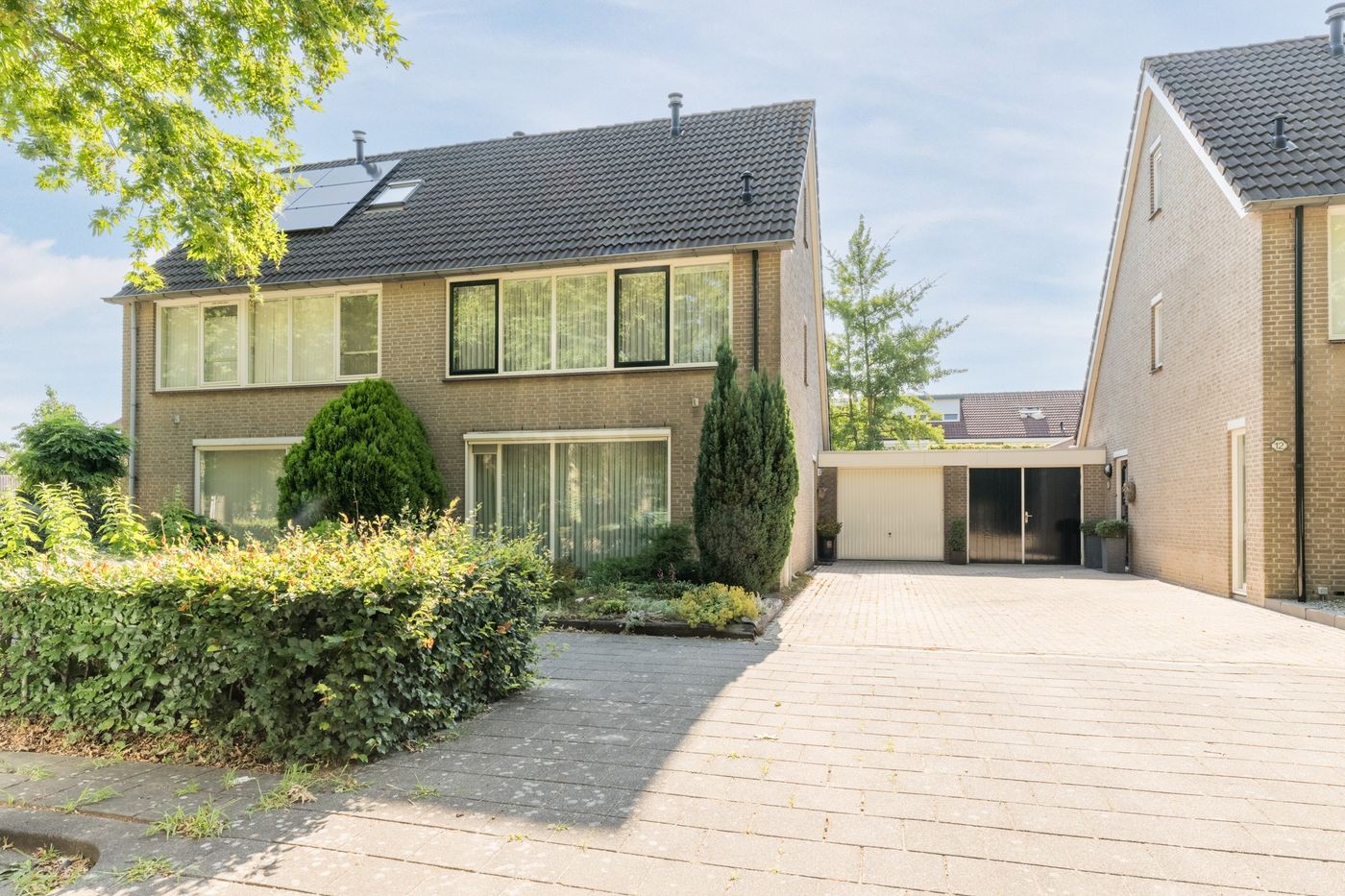 Tussenwoning te koop: Dinxperlolaan 10, Tilburg