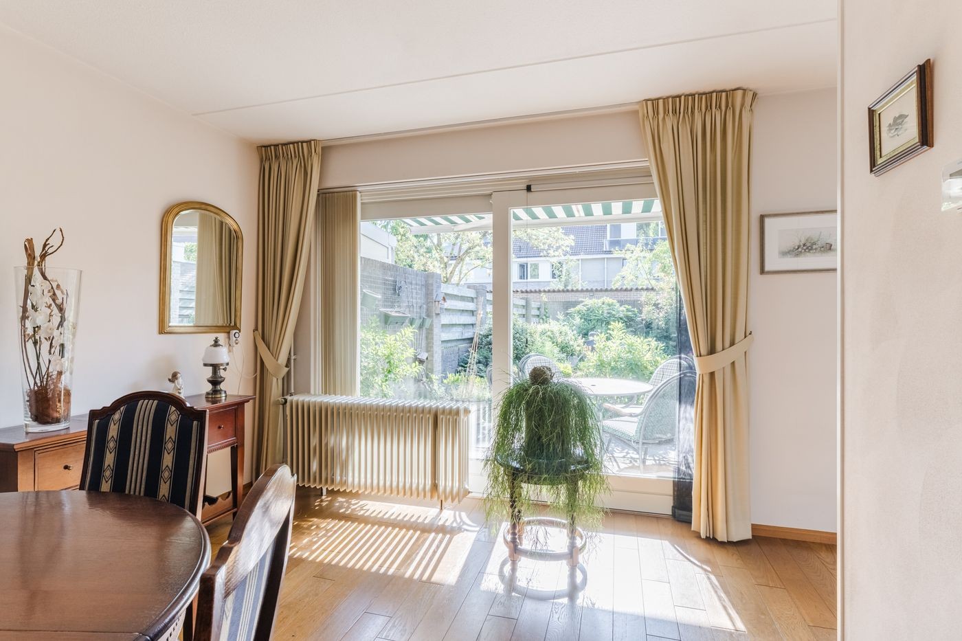 Tussenwoning te koop: Dinxperlolaan 10, Tilburg
