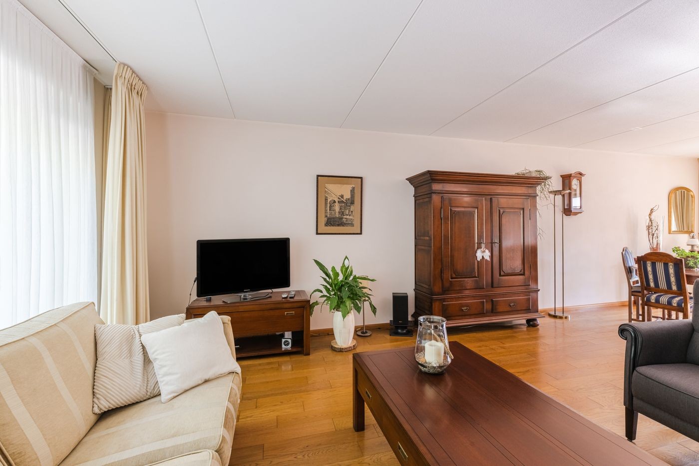 Tussenwoning te koop: Dinxperlolaan 10, Tilburg