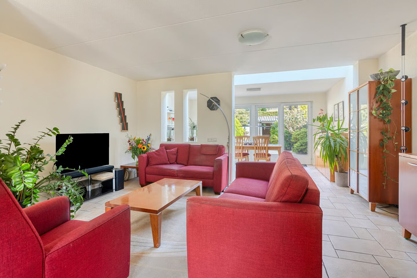 Tussenwoning te koop: Gemerthof 3, Tilburg