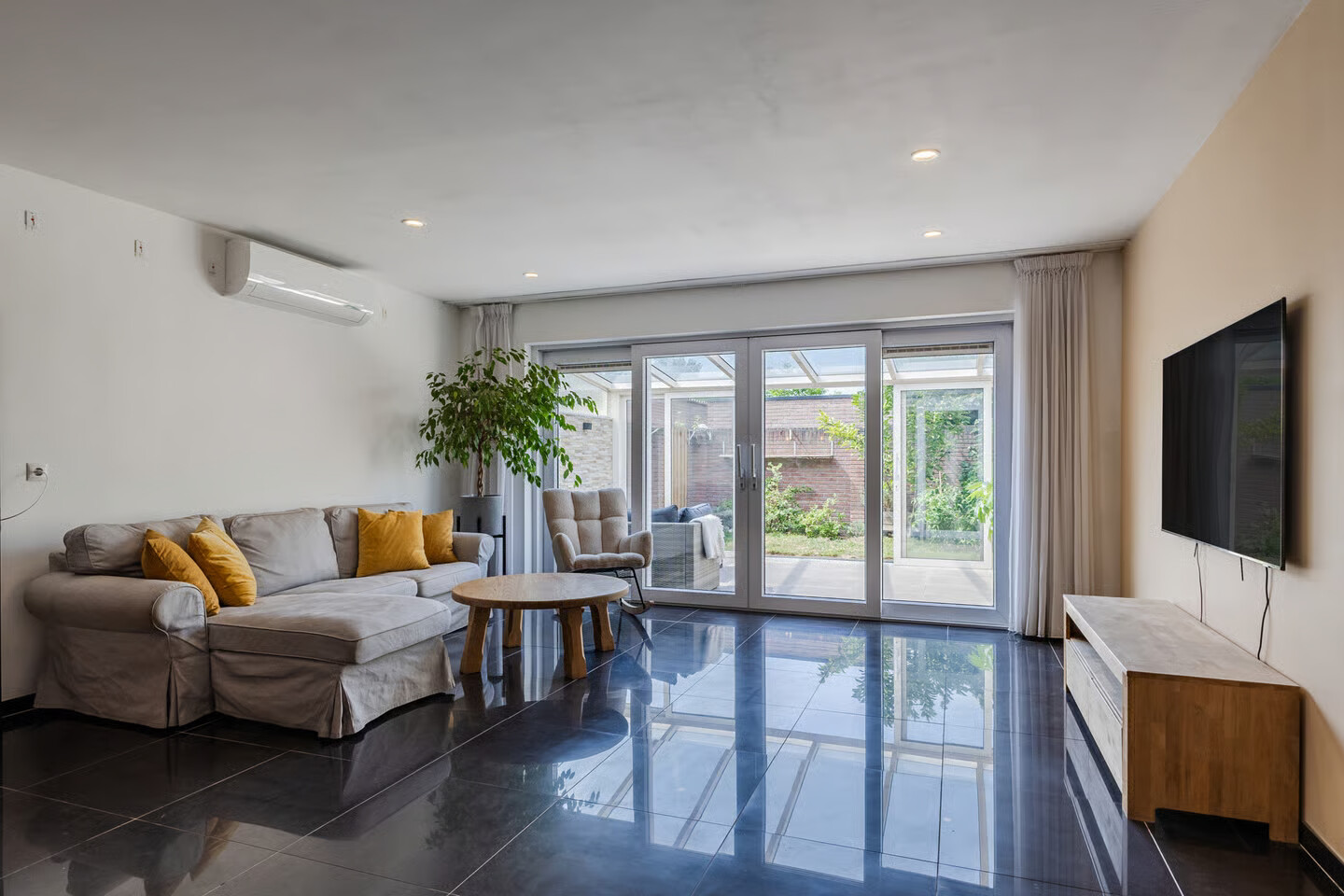 Hoekwoning te koop: Bakkumstraat 37, Tilburg