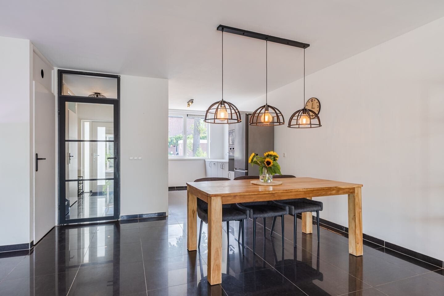Hoekwoning te koop: Bakkumstraat 37, Tilburg
