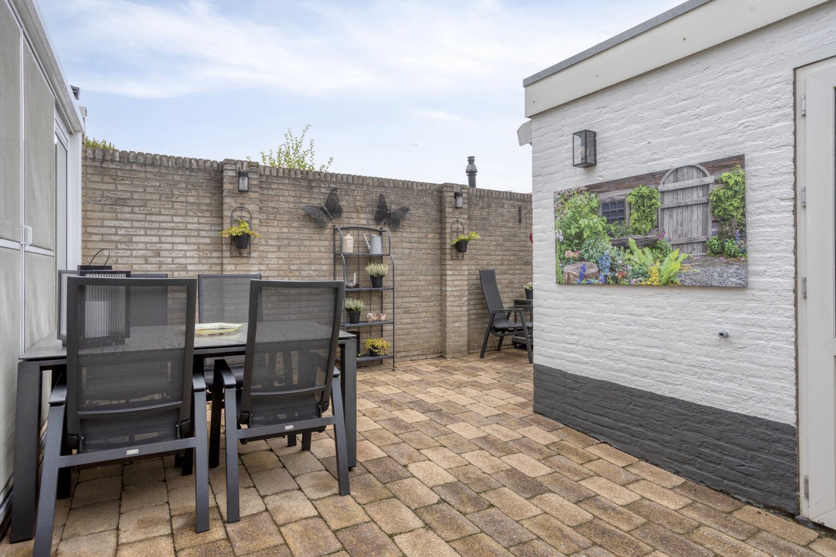 Tussenwoning te koop: Saliehof 13, Tilburg