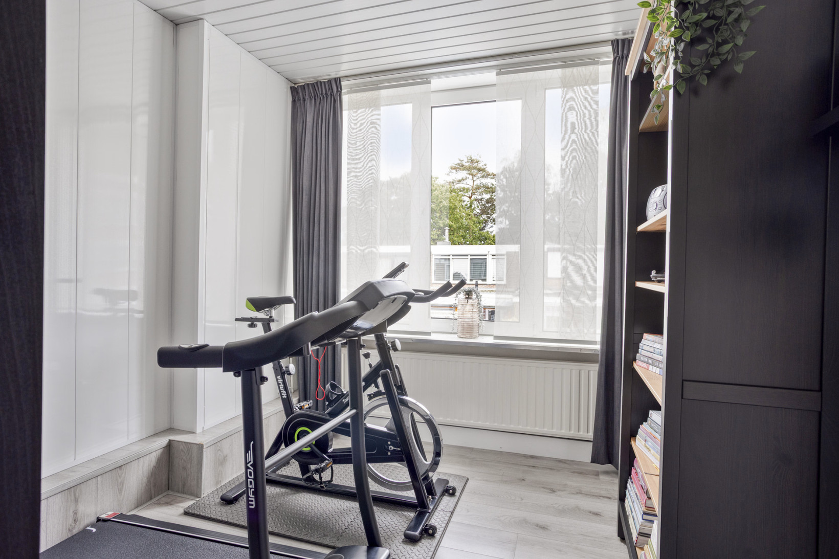 Tussenwoning te koop: Saliehof 13, Tilburg