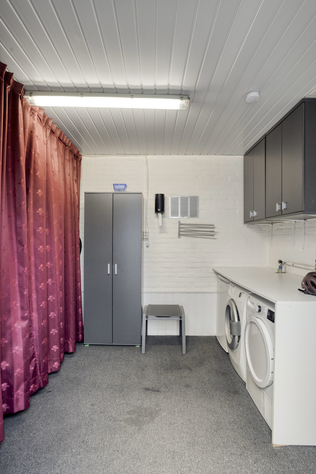 Tussenwoning te koop: Saliehof 13, Tilburg