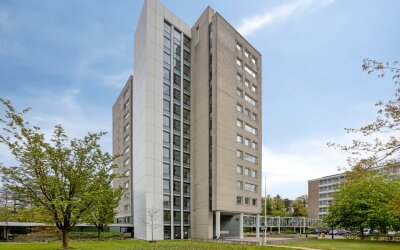 Magentahof 1