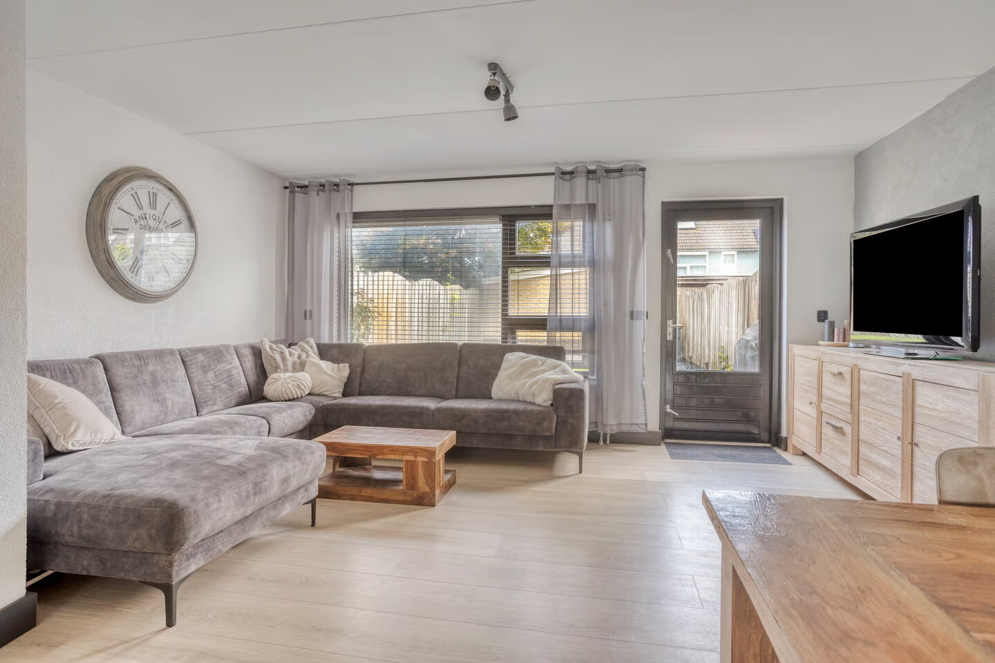 Tussenwoning te koop: Margratenplein 7, Tilburg