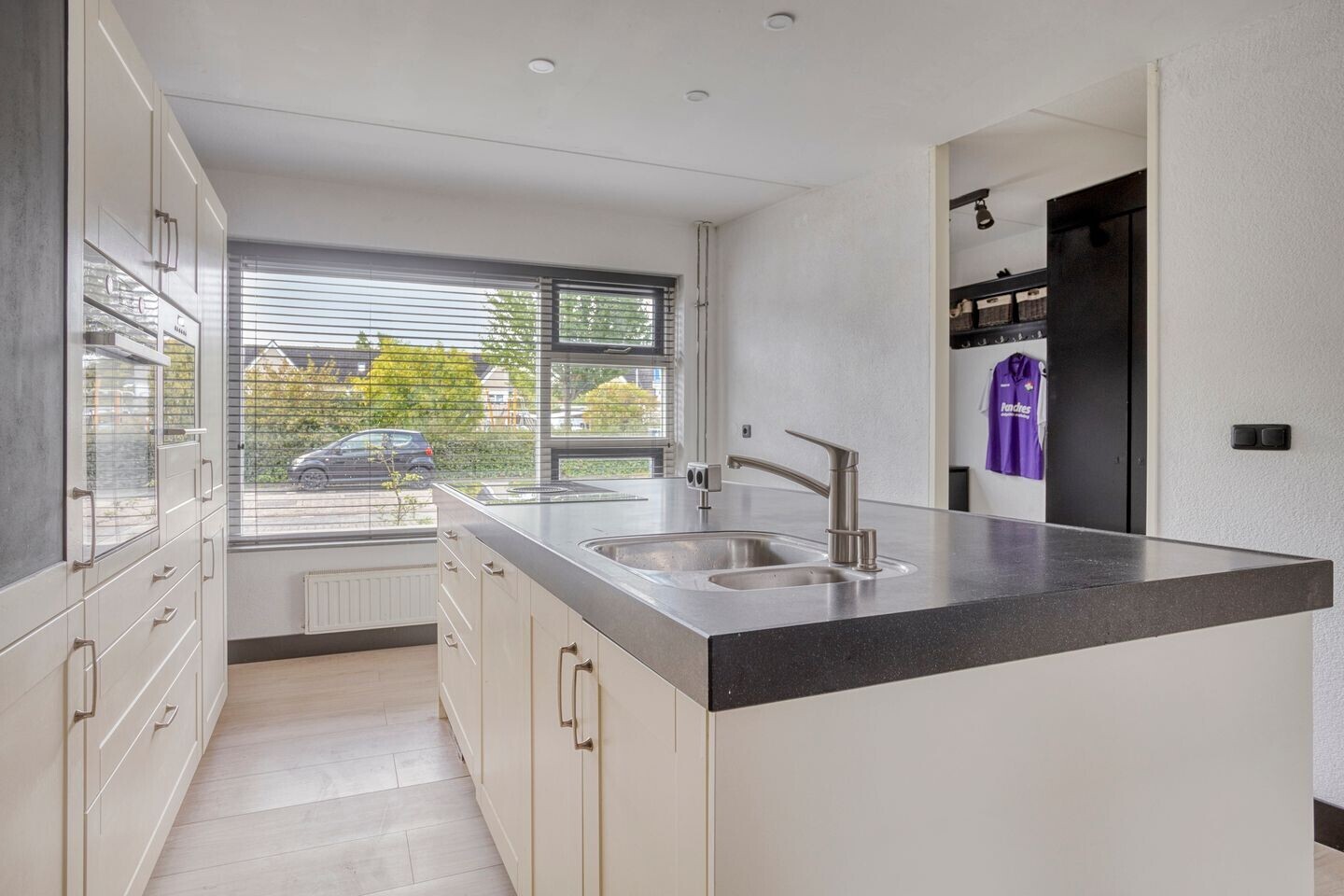 Tussenwoning te koop: Margratenplein 7, Tilburg