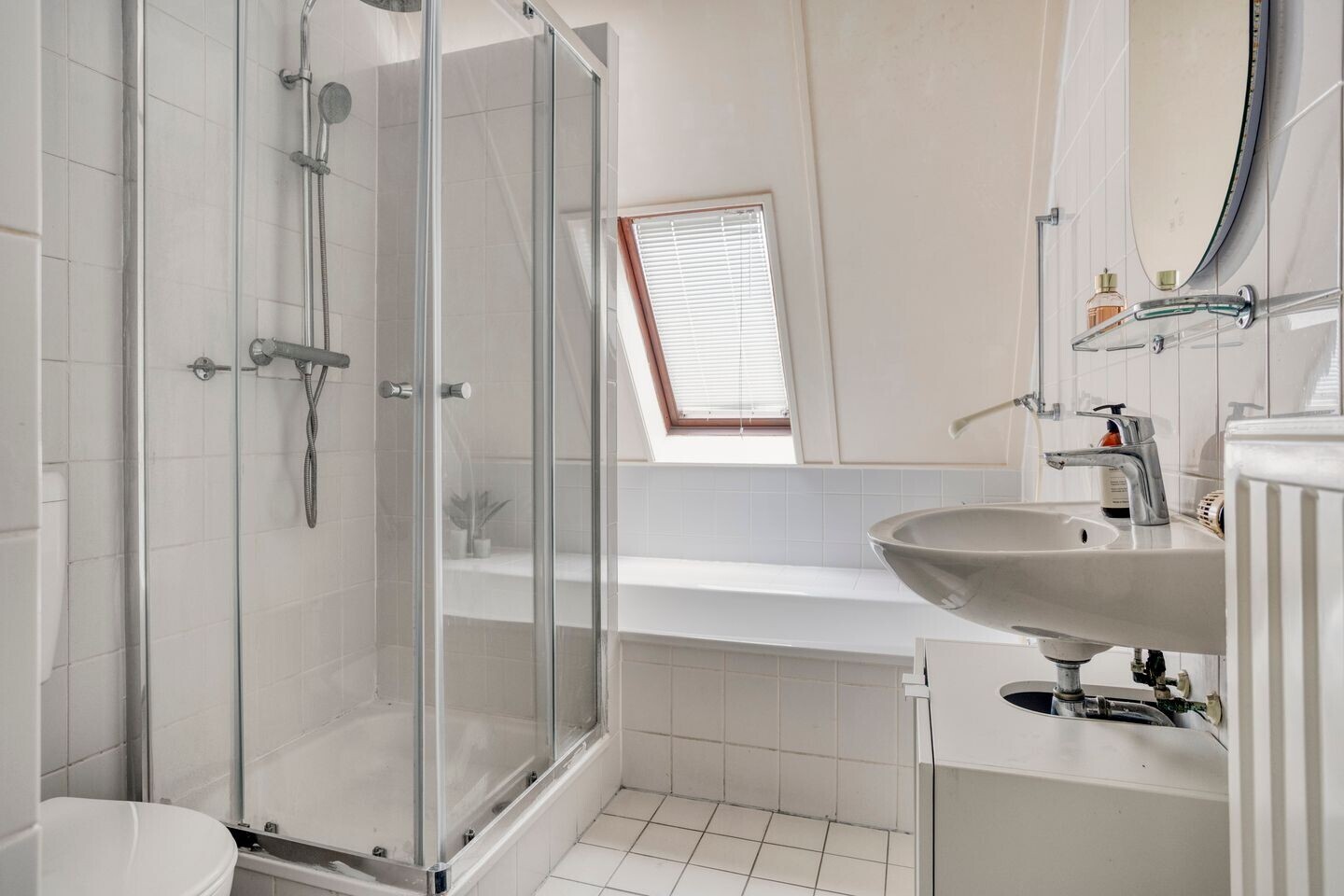 Tussenwoning te koop: Margratenplein 7, Tilburg