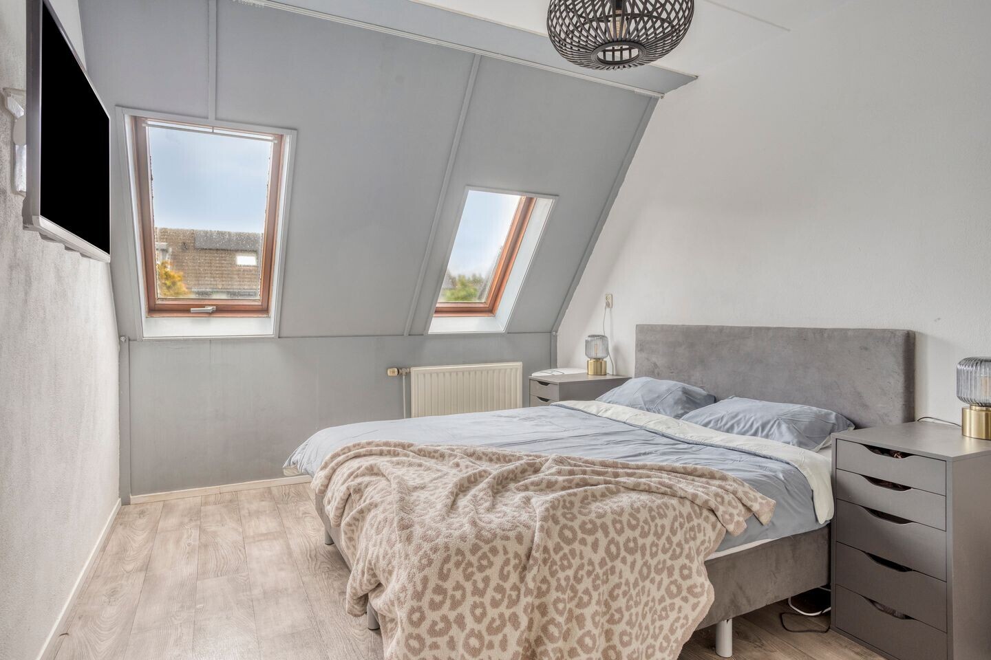 Tussenwoning te koop: Margratenplein 7, Tilburg