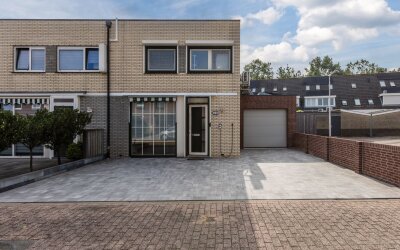 Megenstraat 151
