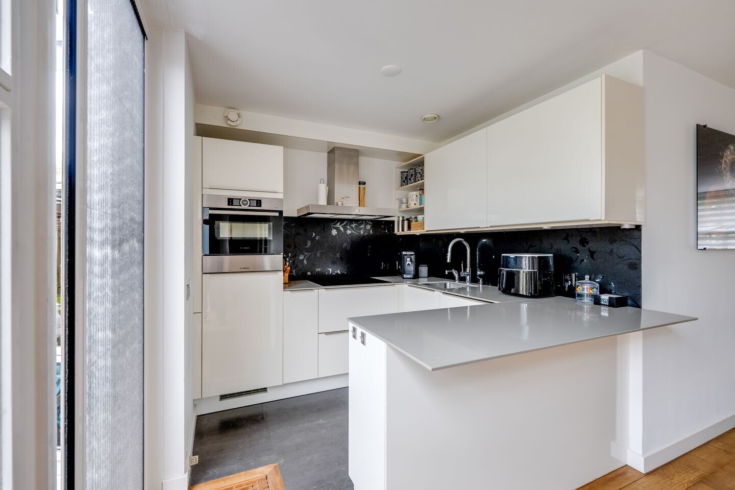 Tussenwoning te koop: Minnertsgastraat 7, Tilburg