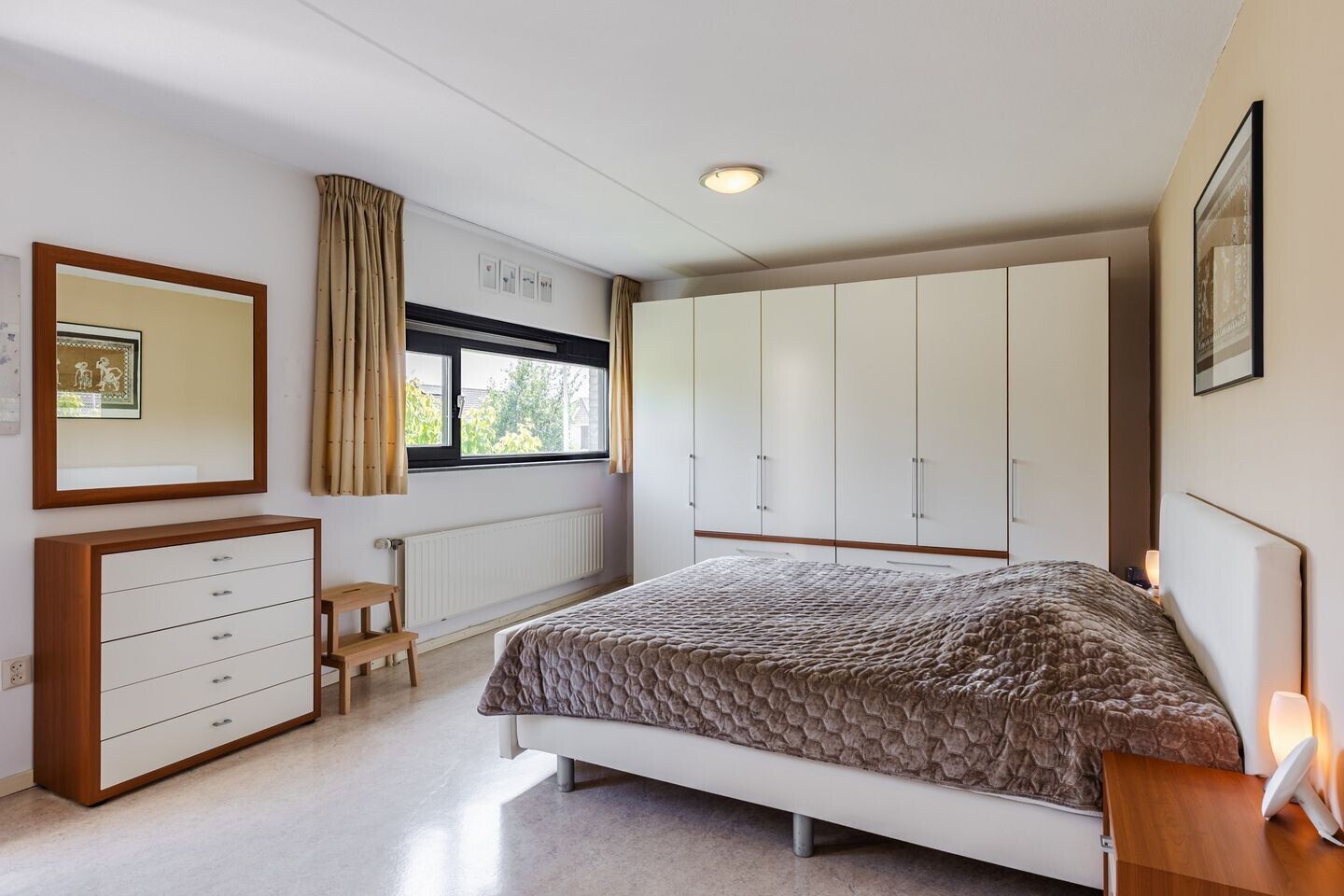 Twee-onder-één-kap te koop: Bijsterveldenlaan 179, Tilburg