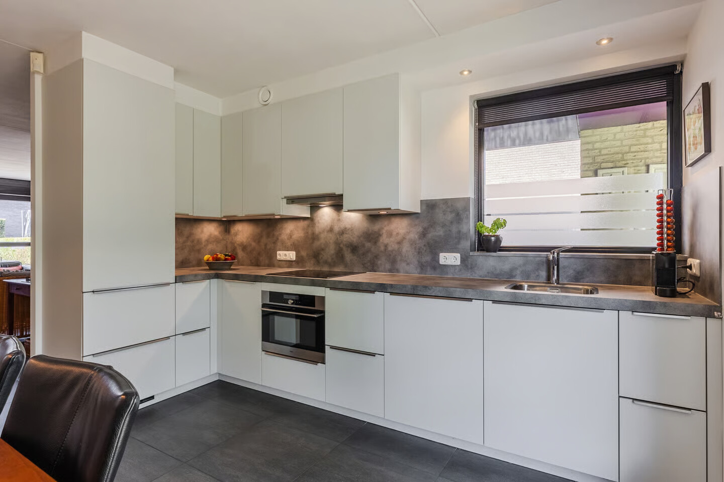 Twee-onder-één-kap te koop: Bijsterveldenlaan 179, Tilburg