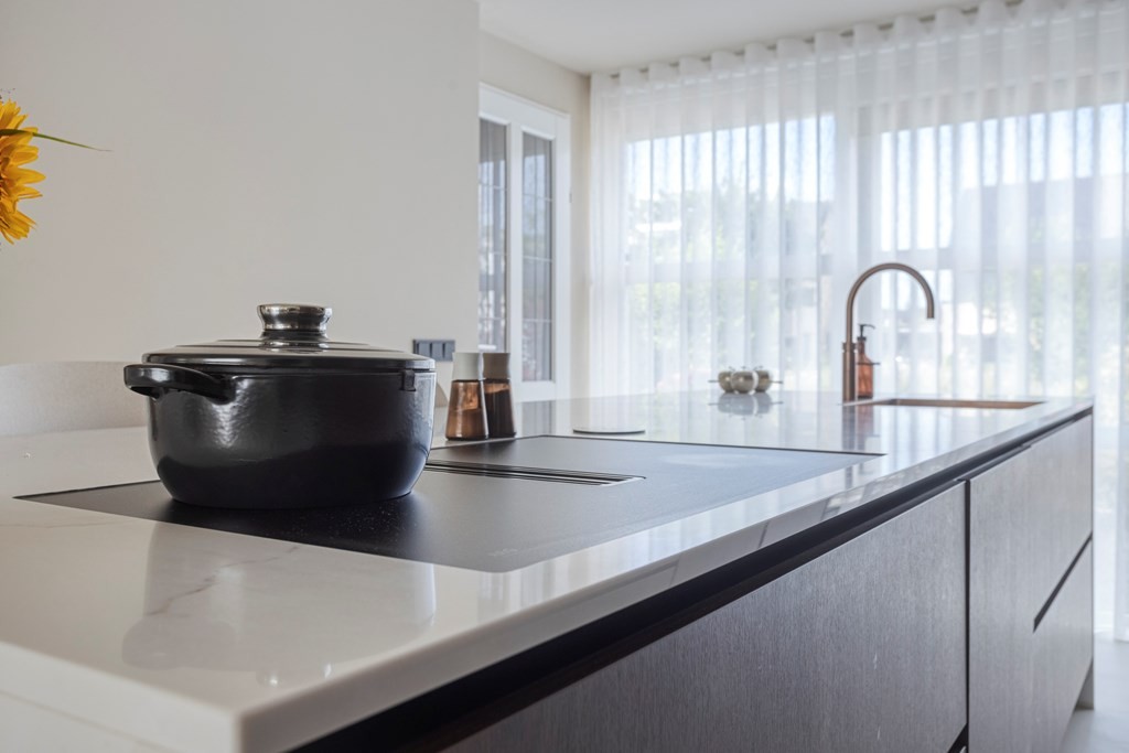 Tussenwoning te koop: Bijsterveldenlaan 196, Tilburg