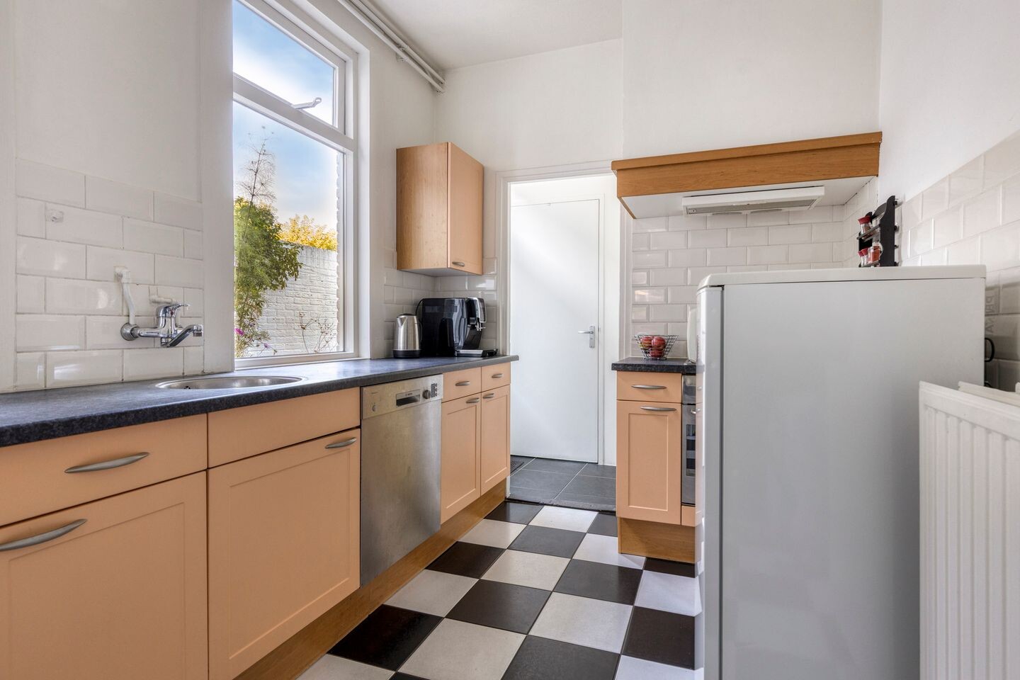 Tussenwoning te koop: Deken Sandersstraat 7, Tilburg