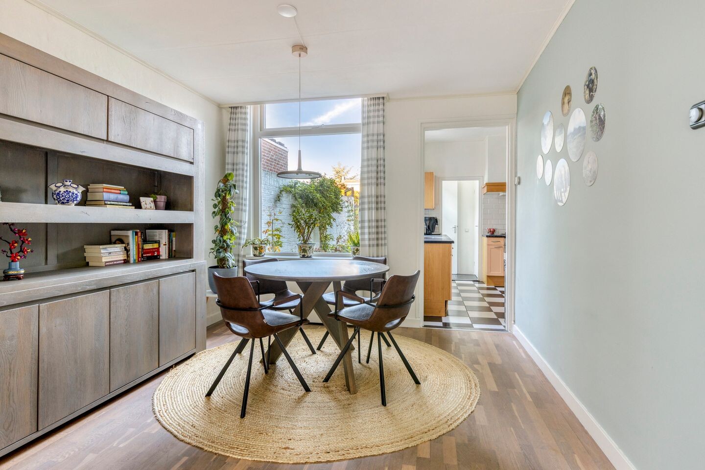 Tussenwoning te koop: Deken Sandersstraat 7, Tilburg