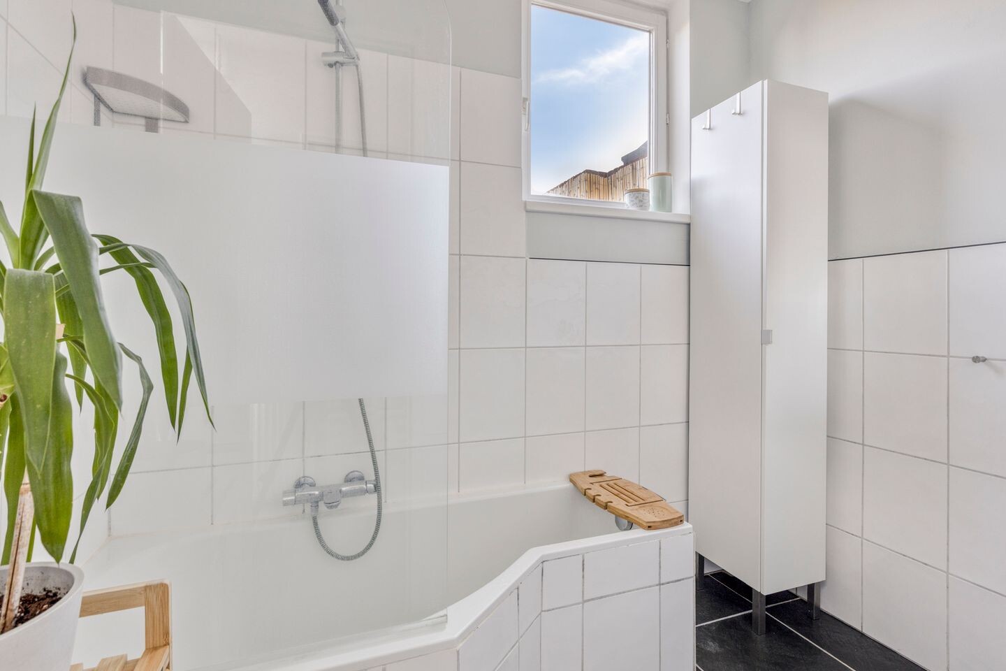 Tussenwoning te koop: Deken Sandersstraat 7, Tilburg