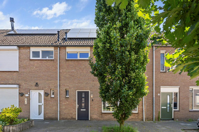 Pastoor van Beurdenstraat 10