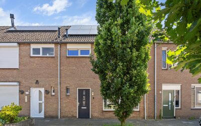 Pastoor van Beurdenstraat 10